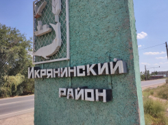 Икрянинская администрация незаконно отказала астраханке с ребенком-инвалидом в постановке на учет