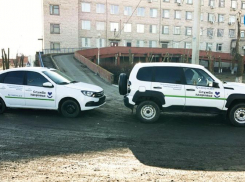 Участковым врачам астраханских больниц приобрели новые автомобили