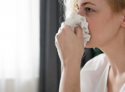 Астраханцы массово жалуются в МЧС на запах газа