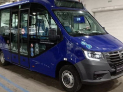 За баранку новых синих астраханских автобусов сядут женщины 