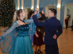 В канун Старого Нового года в астраханском Краеведческом музее устроят зимний бал