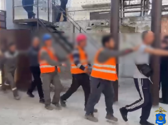 На астраханских стройках задержали более 40 нелегальных мигрантов