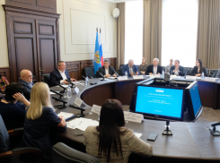 Совет Думы Астраханской области утвердил повестку пленарного заседания