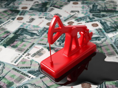 Астраханские работники нефтяной компании сидят без зарплаты с прошлого года