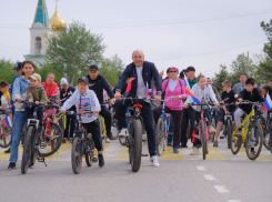 В Астраханской области прошел первомайский велопарад