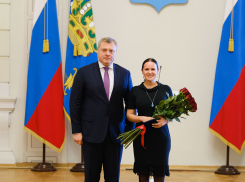 Бабушкин вручил государственные награды астраханцам