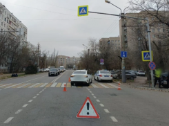 В Астрахани у «Детского мира» сбили ребенка на пешеходном переходе