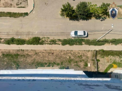 Ревнивый астраханец столкнул знакомого с девятого этажа