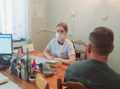 Астраханская область набирает медперсонал по нацпроекту и госпрограмме