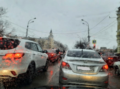Непогода в Астрахани принесла много потерь