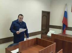 Астраханский суд рассмотрел дело о краже денег на благоустройство парка и сквера