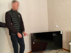 Внучка обманутой астраханки помогла поймать серийного мошенника