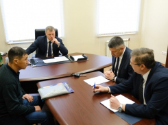 Игорь Бабушкин пообещал газ жителям Наримановского района
