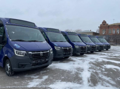 В Астрахани запустили первые малые автобусы на маршрут № 55