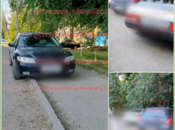 Астраханца оштрафовали за неправильную парковку во дворе многоэтажки