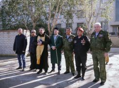 Глава Астрахани проводил мобилизованных на боевое слаживание