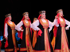 «Поет Россия Армии Победу»: астраханский ансамбль выступит на московской сцене