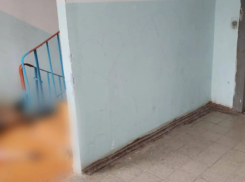 Астраханца признали виновным в убийстве соседа, чье тело обнаружили в подъезде
