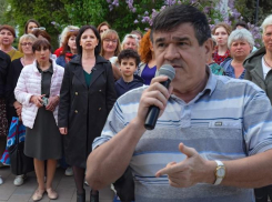 Волгоградские защитники собак требуют уголовной ответственности для астраханского депутата Евгения Дунаева