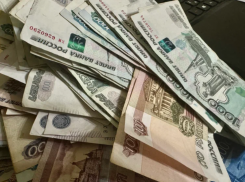 В Астрахани участник СВО стал очередной жертвой мошенников и потерял выплату