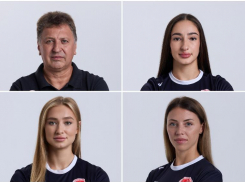 Гандболистки клуба «Астраханочка» вместе с тренером вошли в сборную России