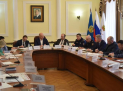 Полиция и МЧС будут следить за безопасностью астраханцев на новогодних праздниках