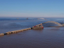 Из астраханских каналов-рыбоходов убрали 150 тысяч кубометров грунта