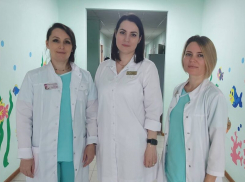 Астраханские врачи вытащили пулю из головы подростка и научили его заново жить