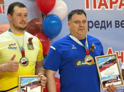 Астраханский боец СВО стал абсолютным чемпионом по армрестлингу