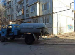 Ликвидацией коммунальной аварии в Военном городке занимается «Астрводоканал»