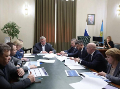 Астраханскому губернатору доложили о повышении качества транспортных услуг