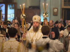 Тысячи астраханцев провели рождественские богослужения в безопасной обстановке