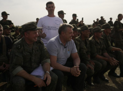 Астраханский губернатор посетил военнослужащих подразделения «Лотос»