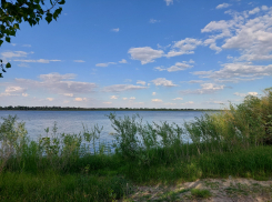 В Астраханской области выясняют причины гибели двух мужчин в воде