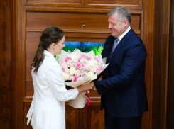 Астраханский губернатор и зампред Госдумы России обсудили поддержку семей