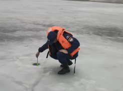 Астраханцам запретили массовый выход на Варвациевский канал и Лебединое озеро