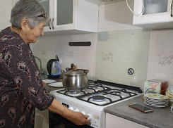 Астраханской матери-героине в дом бесплатно провели газ