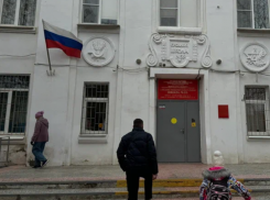 Одиннадцать астраханских школ закрылись на карантин, дети перешли на дистант