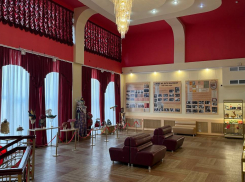 Астраханцев приглашают на новые выставки в Театр юного зрителя