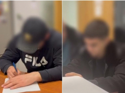 Двум астраханцам ограничили свободу за махинации с абонентскими номерами