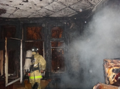 В Астраханской области произошло два крупных пожара за прошедшие сутки