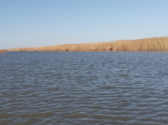 Из водного тракта под Астраханью извлекли 430 тысяч кубометров грунта