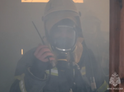 В Астрахани сгорел частный дом вместе с хозяином: проводится проверка