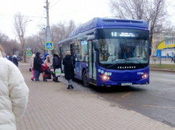 В Астрахани на новогодние праздники изменится расписание автобусов