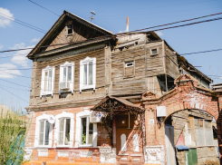 Сносить нельзя оставить: администрация Астрахани опубликовала список аварийных домов
