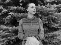 Молодая солистка астраханского казачьего ансамбля Евгения Золина погибла в ДТП