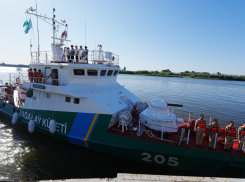 Корабль погранслужбы Комитета нацбезопасности Казахстана прибыл в Астрахань