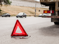 Последствия гололёда в Астрахани: ДТП, переломы, ушибы