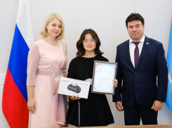 В резиденции губернатора наградили победителей викторины «Имею право!»