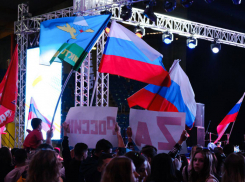 В Астрахани прошел концерт марафона «ZAРоссию»